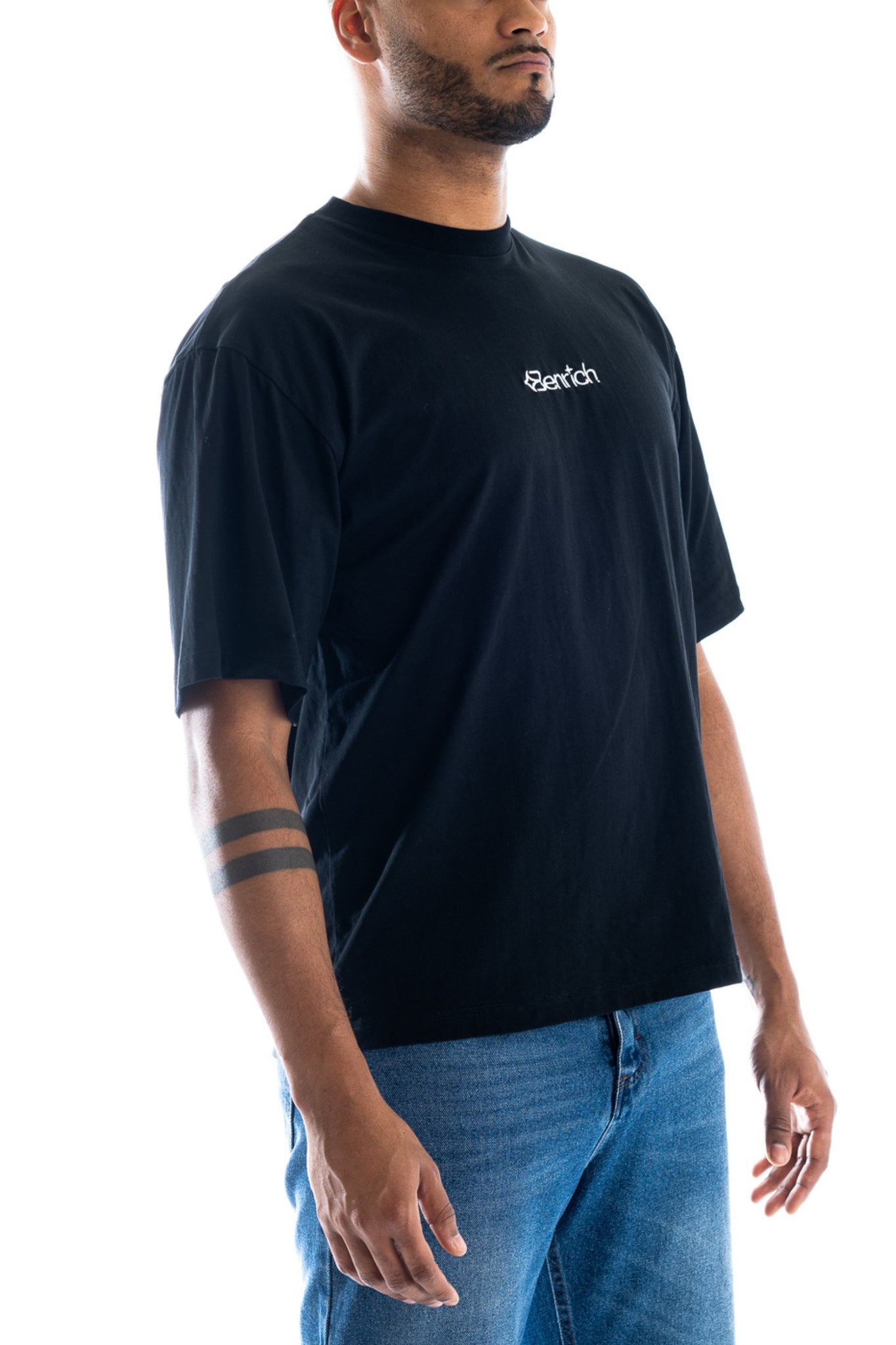 T-shirt Oversize Black "Circle Drop"