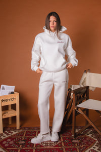 Matching tracksuit White "By dreamers for dreamers"